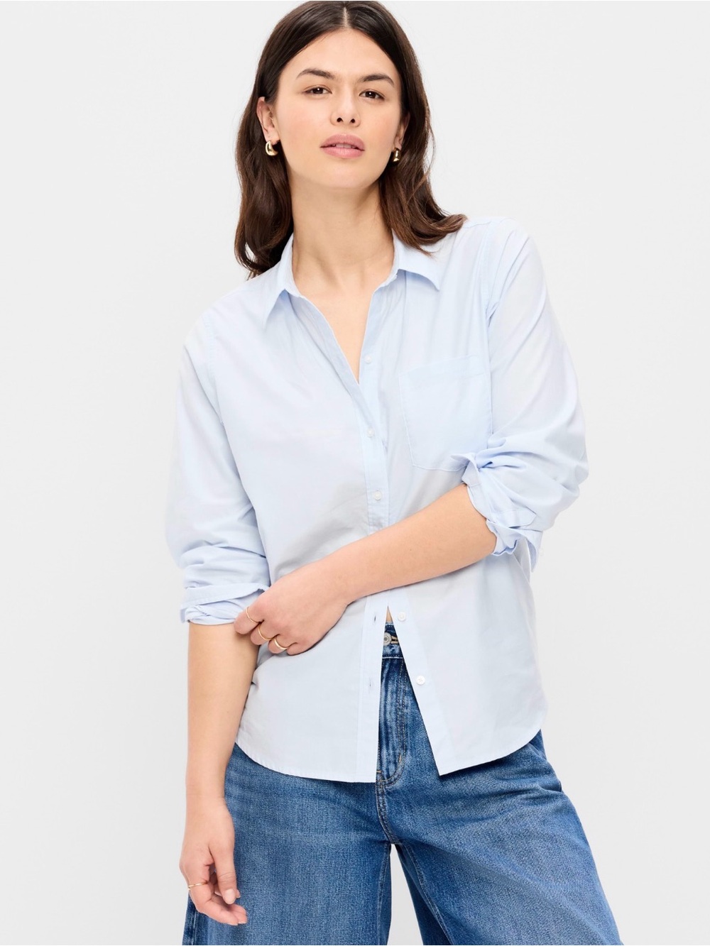 Old Navy The Classic Shirt in light blue cotton. Size S.